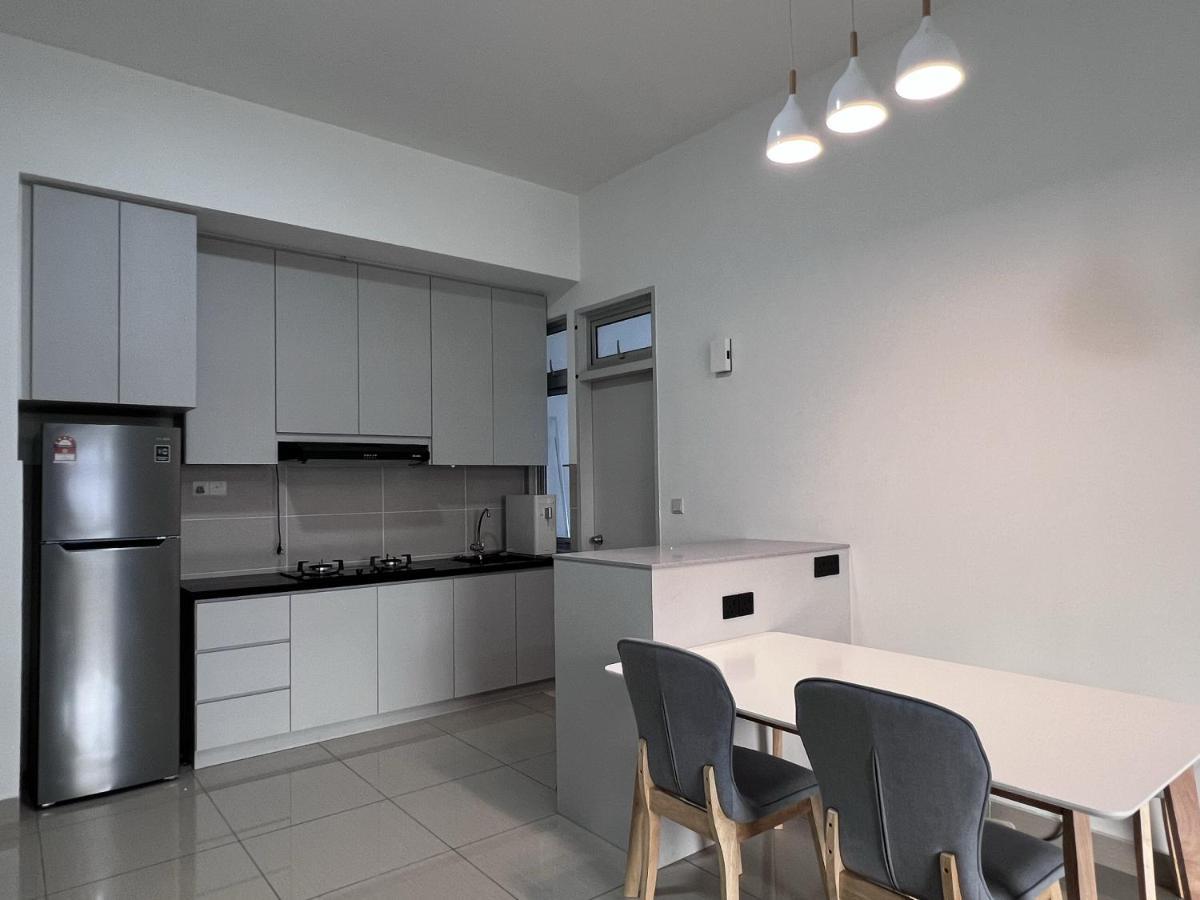 Duck Duck House 3br 7-11 Pax Apartment *
