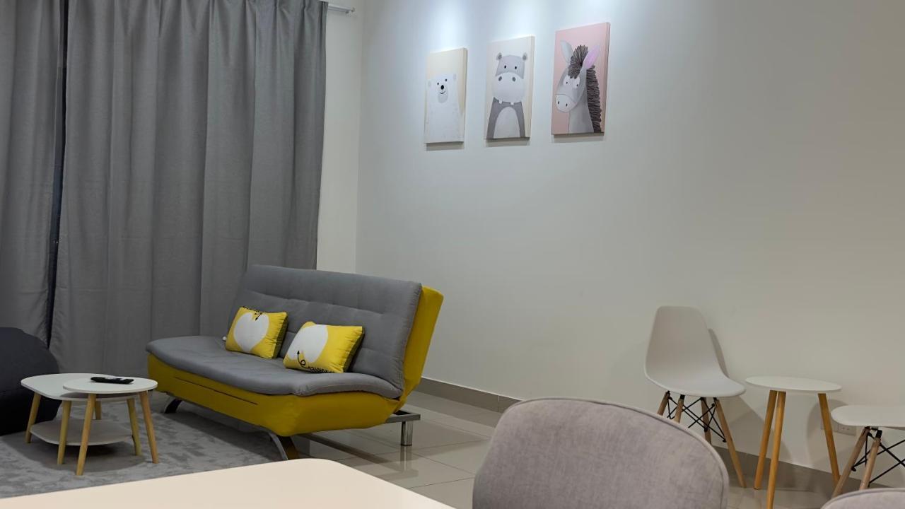 Apartment Duck Duck House 3br 7-11 Pax Johor Bahru